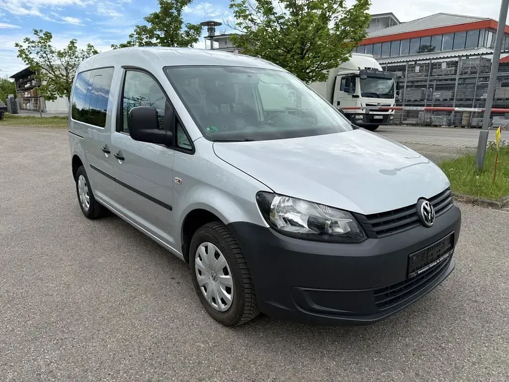 Gebraucht VW Caddy 86 PS (63 kW) 2011 Silber Van / Kleinbus