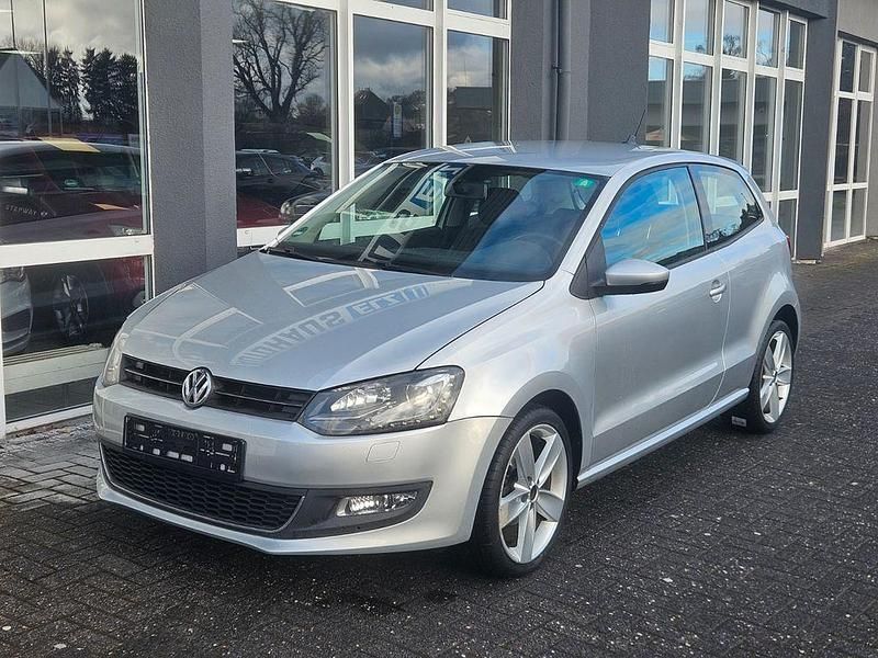 Gebraucht VW Polo Highline 90 PS (66 kW) 2011 Silber Kleinwagen