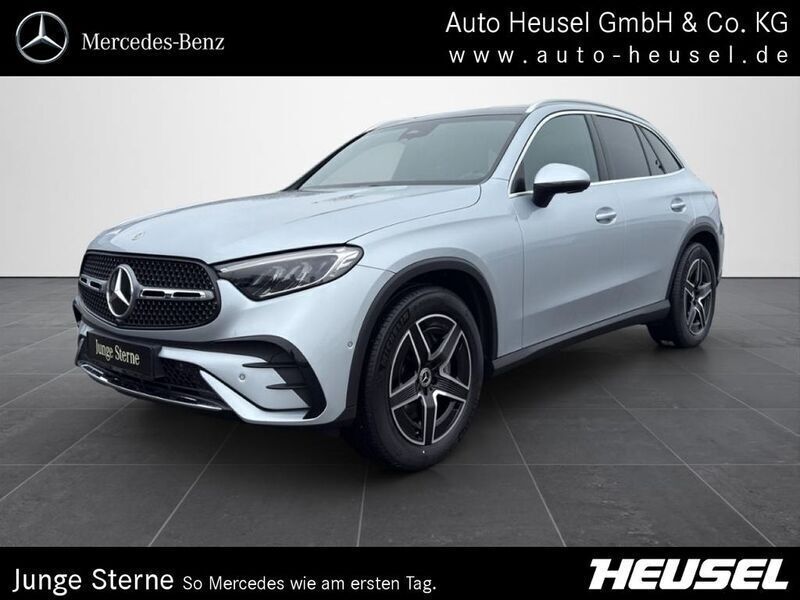 Metalliclack hightechsilber Gebraucht 2024 Mercedes GLC220 AMG SUV | 55.900 € (Superpreis) - Bild 1/4