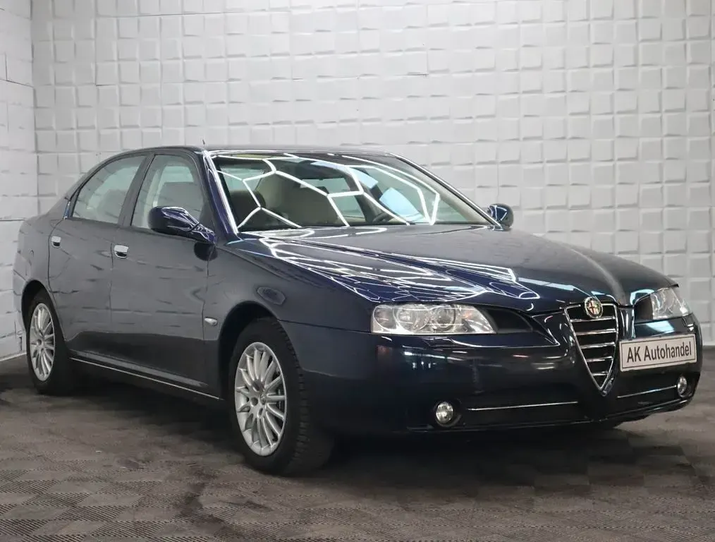 Gebraucht Alfa Romeo 166 241 PS (177 kW) 2004 Blau Limousine
