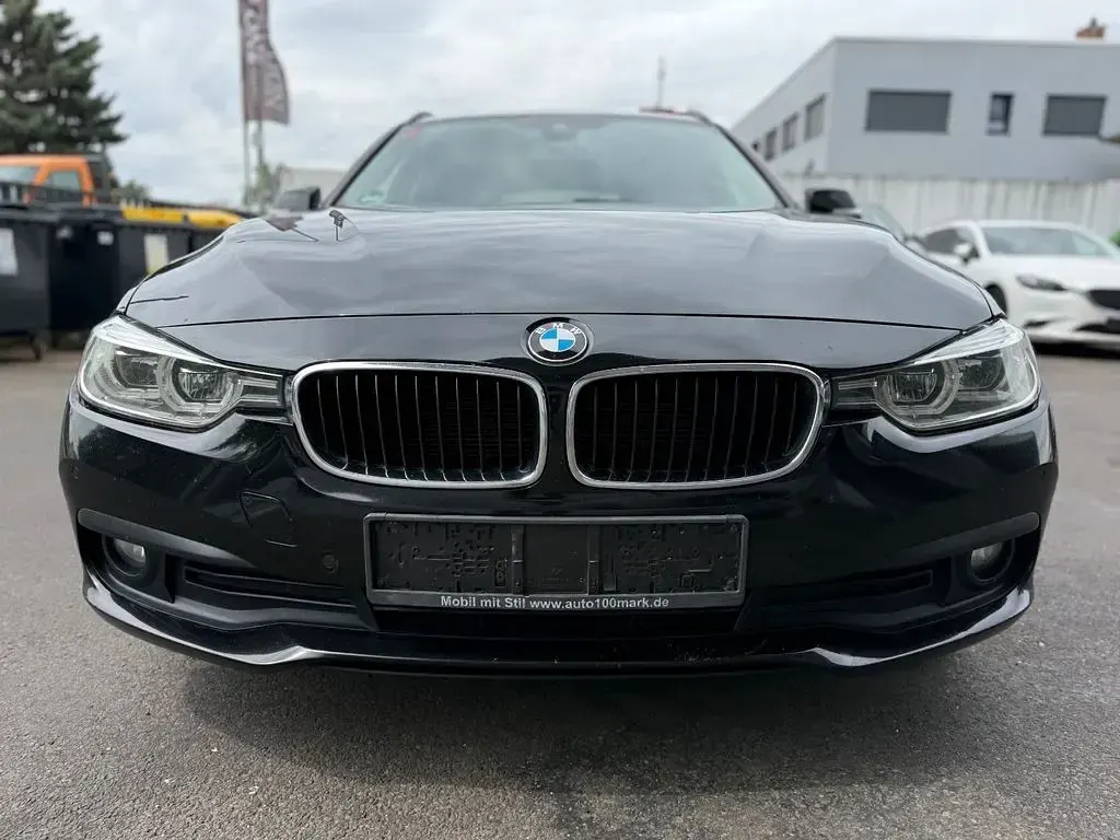 Gebraucht BMW 318 Advantage 150 PS (110 kW) 2017 Schwarz Kombi