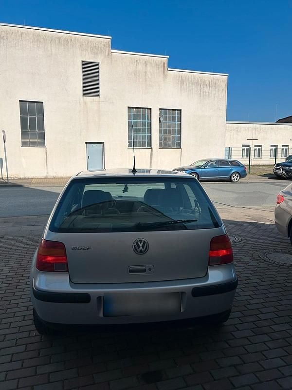 Gebraucht VW Golf 75 PS (55 kW) 2001 Silber Coupé