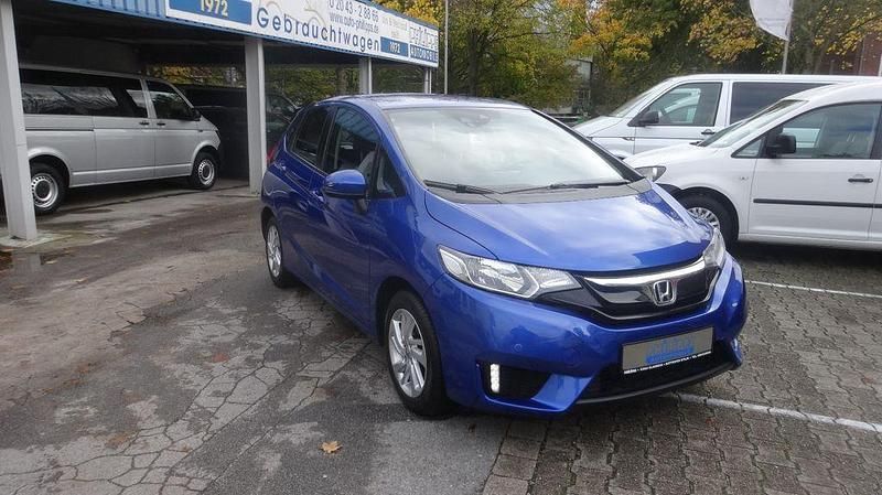 Brilliant sporty blue m. Gebraucht 2017 Honda Jazz Comfort Kleinwagen | 11.600 € (Fairer Preis) - Bild 1/4