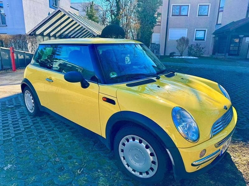 Gebraucht Mini ONE 90 PS (66 kW) 2003 Gelb Kleinwagen