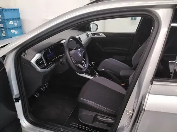 Gebraucht VW Taigo Goal 95 PS (69 kW) 2025 Silber SUV