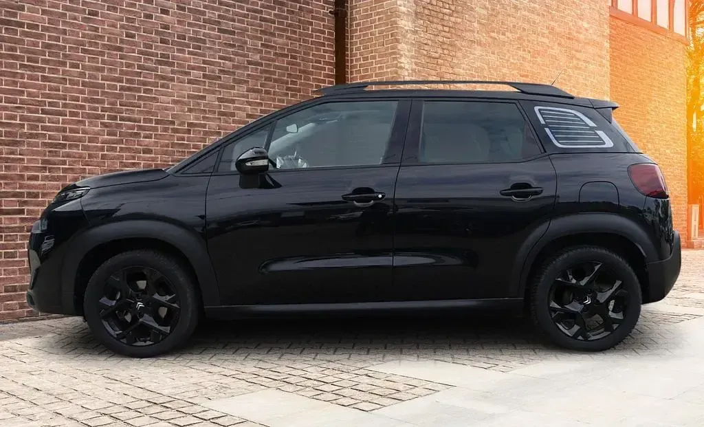 Gebraucht Citroën C3 Aircross PureTech 131 PS (96 kW) 2024 Schwarz SUV