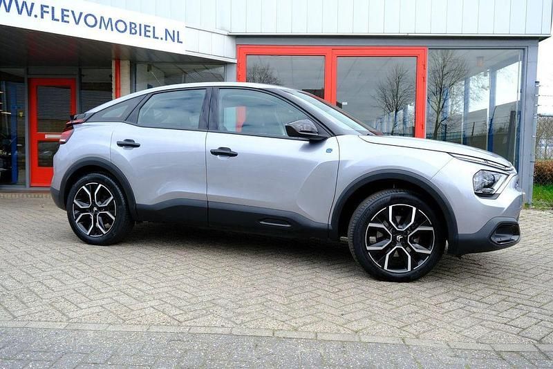 Gebraucht Citroën e-C4 Feel 100 kW (136 PS) 2023 Grau SUV