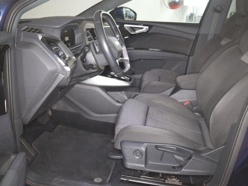 Gebraucht Audi e-tron Sportback 150 kW (204 PS) 2022 Navarrablau metallic (metallic) SUV