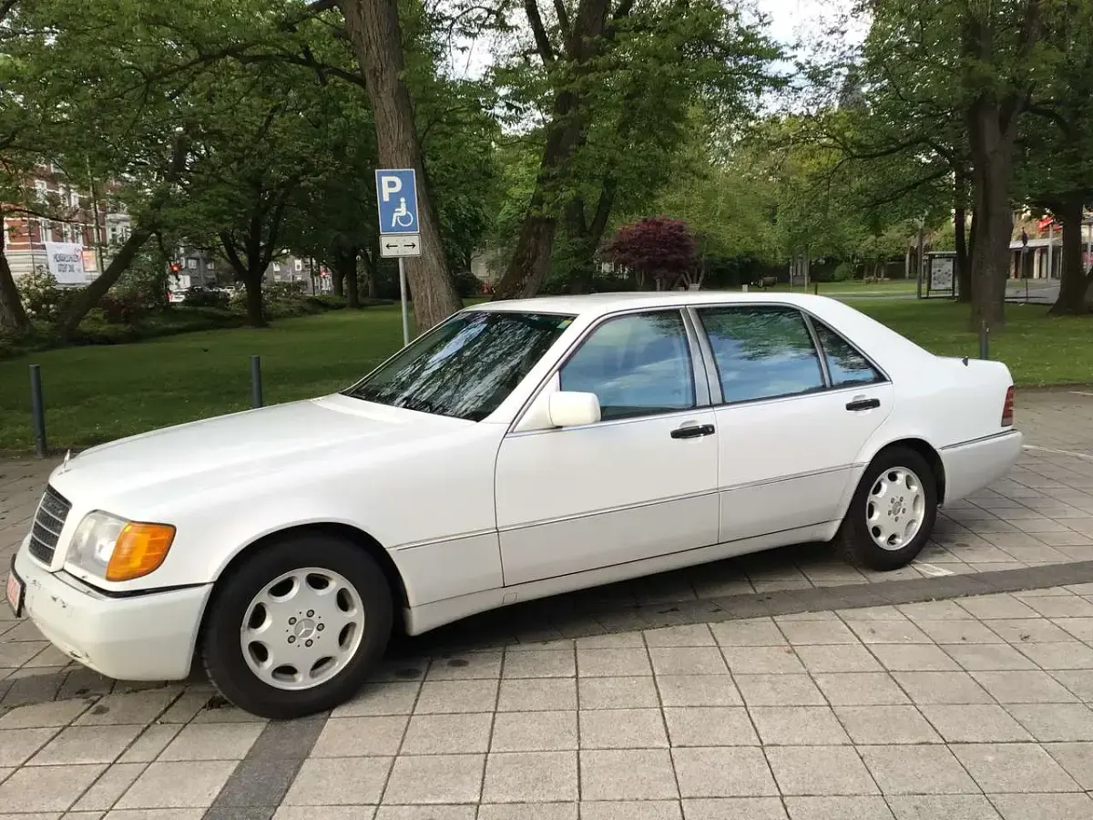 Gebraucht Mercedes S500 245 PS (180 kW) 1993 Arktic weiß Limousine