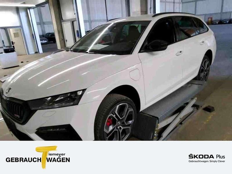 Weiß Gebraucht 2022 Skoda Octavia RS Kombi | 28.390 € (Guter Preis) - Bild 1/4