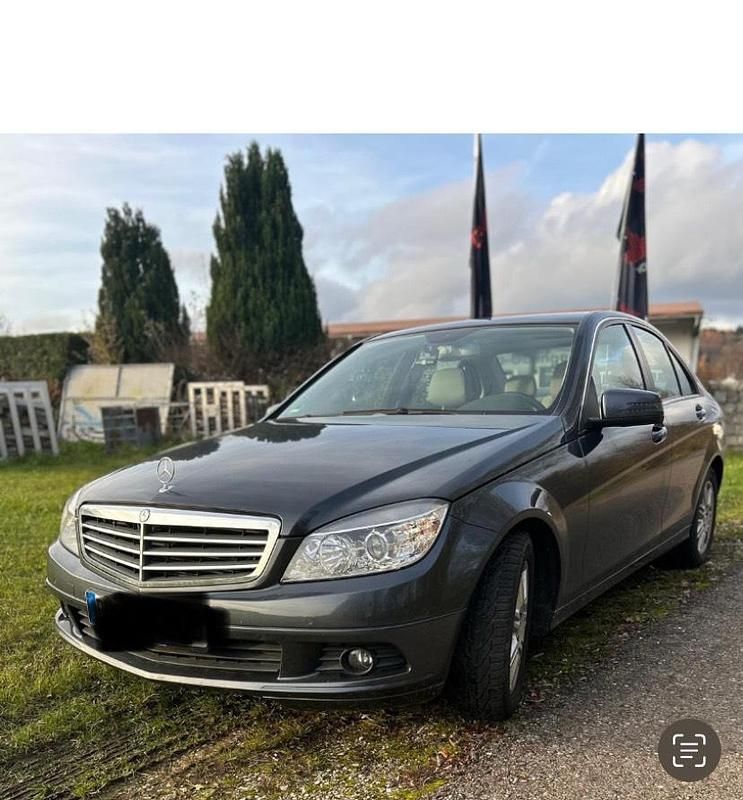 Grau Gebraucht 2008 Mercedes C200 Limousine | 6.700 € (Guter Preis) - Bild 1/4