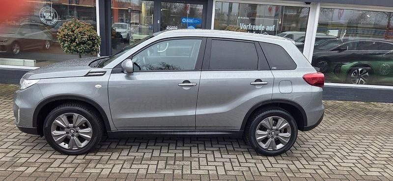 Gebraucht Suzuki Vitara Comfort 140 PS (102 kW) 2019 Grau SUV