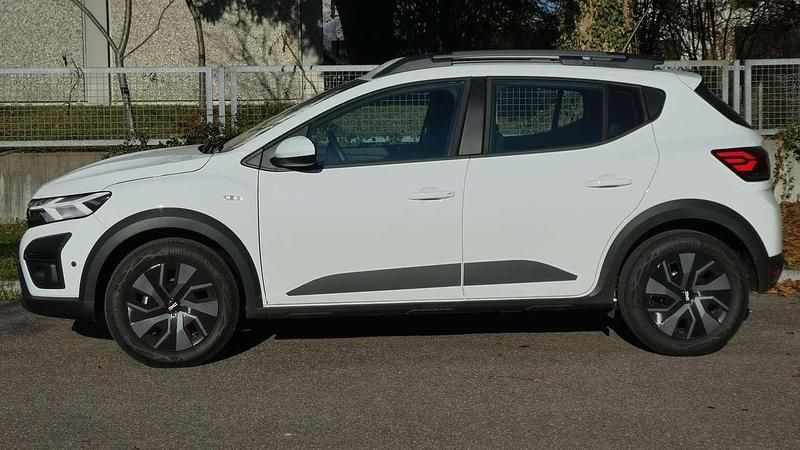 Gebraucht Dacia Sandero Expression 91 PS (66 kW) 2024 Weiß Limousine