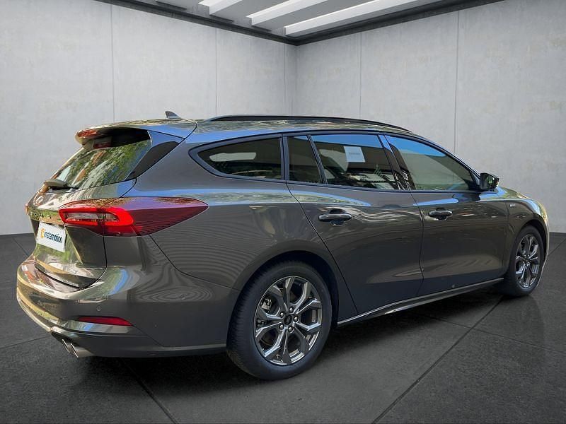 Neu Ford Focus ST-Line X 155 PS (114 kW) 2025 Grau Kombi