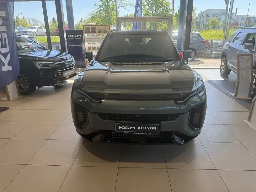 Neu KGM Actyon 163 PS (119 kW) 2026 Grün SUV