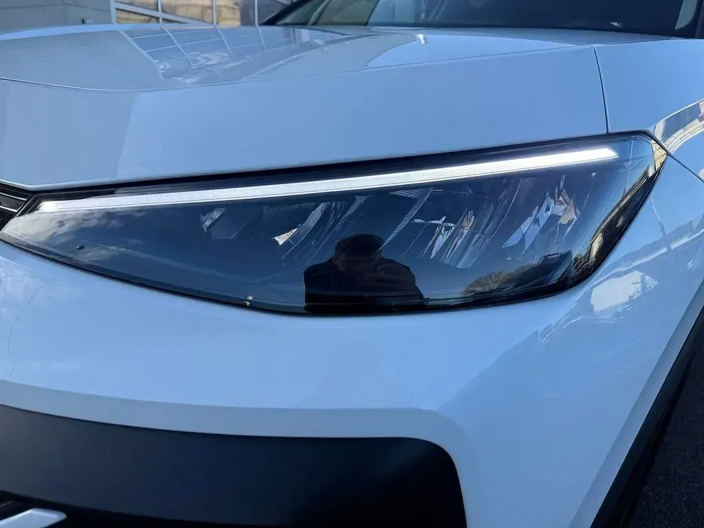 Gebraucht VW T-Roc Life 116 PS (85 kW) 2026 Weiß SUV