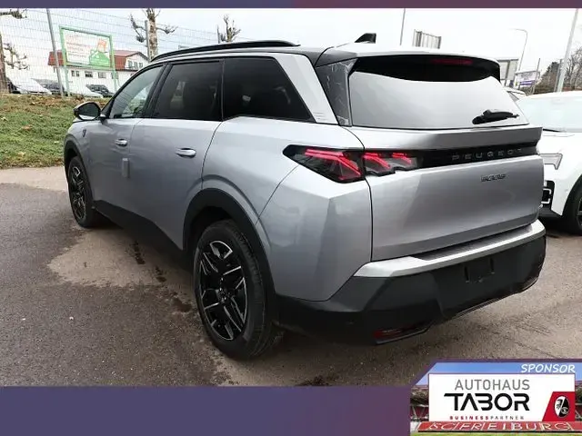 Neu Peugeot 5008 GT 145 PS (106 kW) 2025 Titane grau metallic Van / Kleinbus