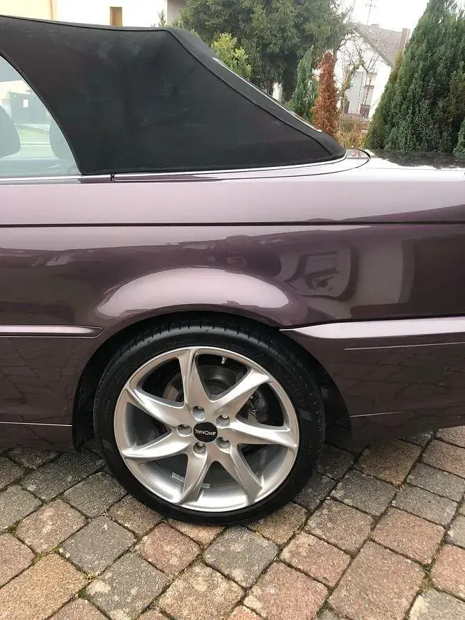 Gebraucht BMW 320 Cabriolet 170 PS (125 kW) 2002 Violet Cabrio