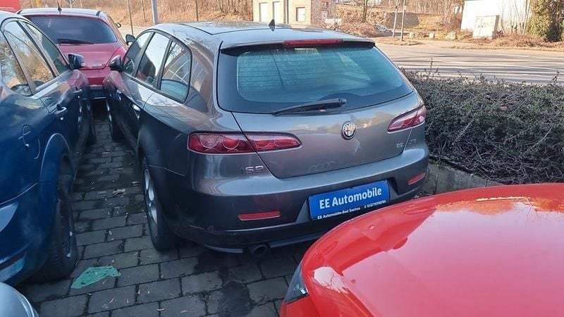 Gebraucht Alfa Romeo 159 Distinctive 185 PS (136 kW) 2006 Braun Kombi