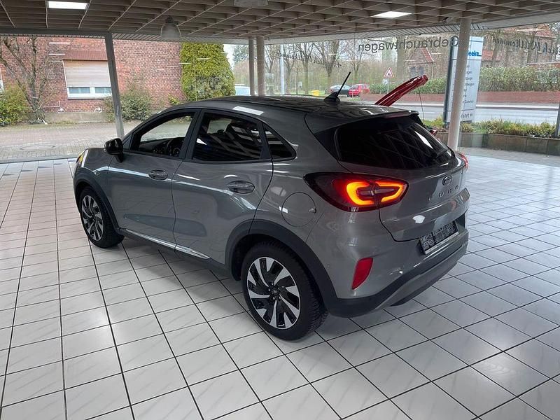 Gebraucht Ford Puma Titanium 125 PS (91 kW) 2024 Silber SUV