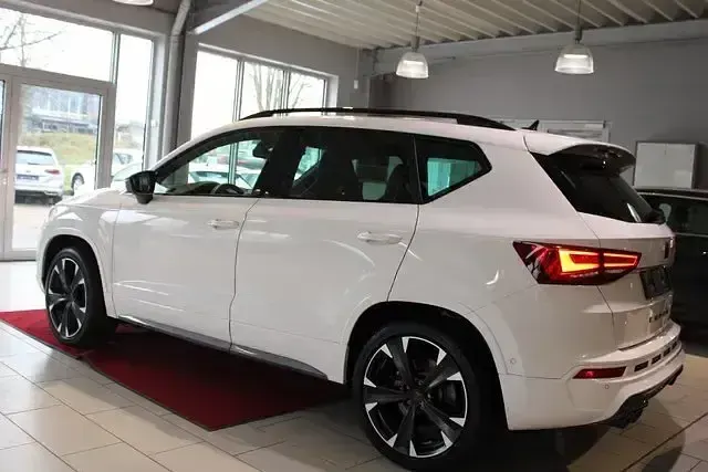 Second-hand Cupra Ateca 300 CP (220 kW) 2023 Alb SUV