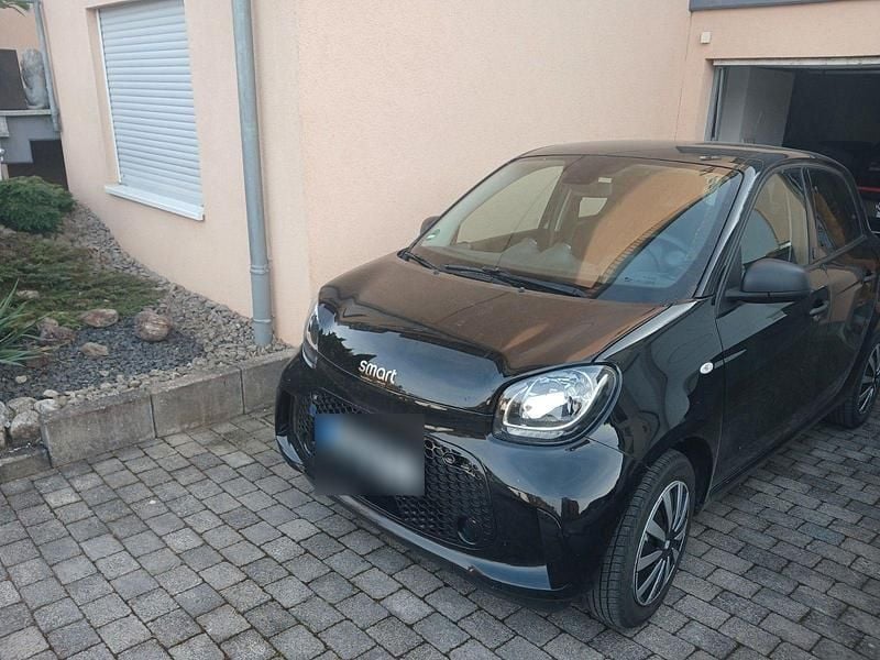 Gebraucht Smart ForFour Electric Drive 60 kW (82 PS) 2021 Schwarz Kleinwagen