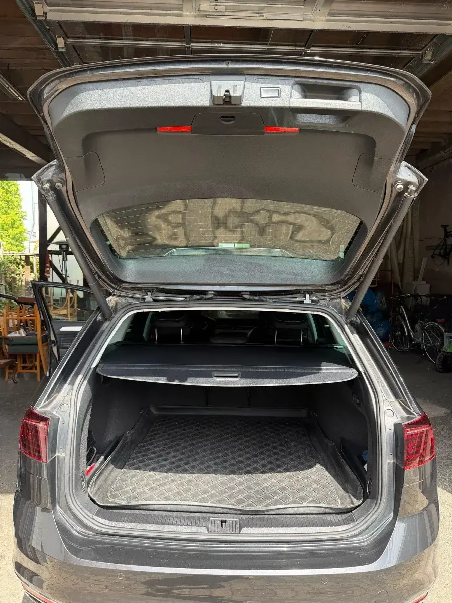 Gebraucht VW Passat R-line 190 PS (139 kW) 2020 Grau Kombi
