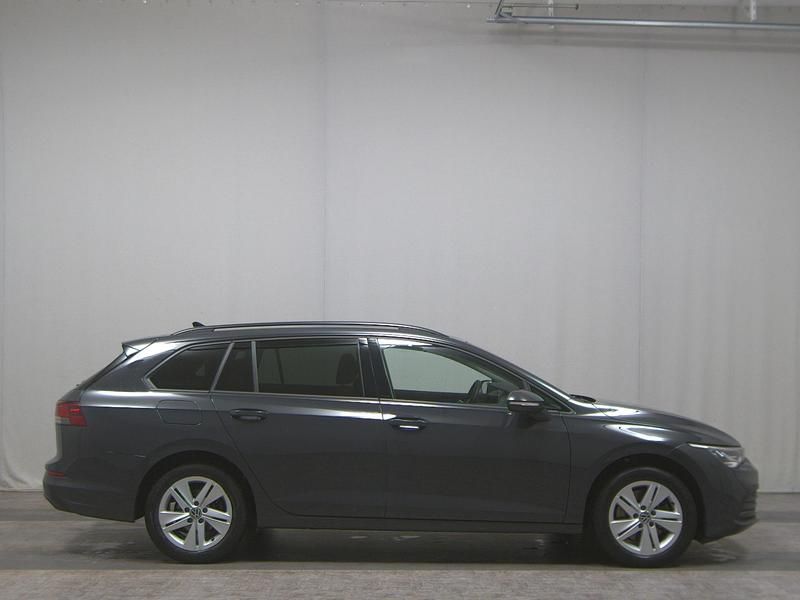 Grau Gebraucht 2022 VW Golf VIII Life Kombi | 19.280 € (Superpreis) - Bild 1/4