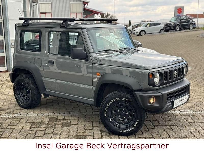 Gebraucht Suzuki Jimny 102 PS (75 kW) 2023 Grau SUV