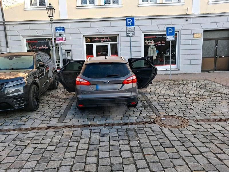 Gebraucht Ford Focus 150 PS (110 kW) 2013 Andere farben Kombi