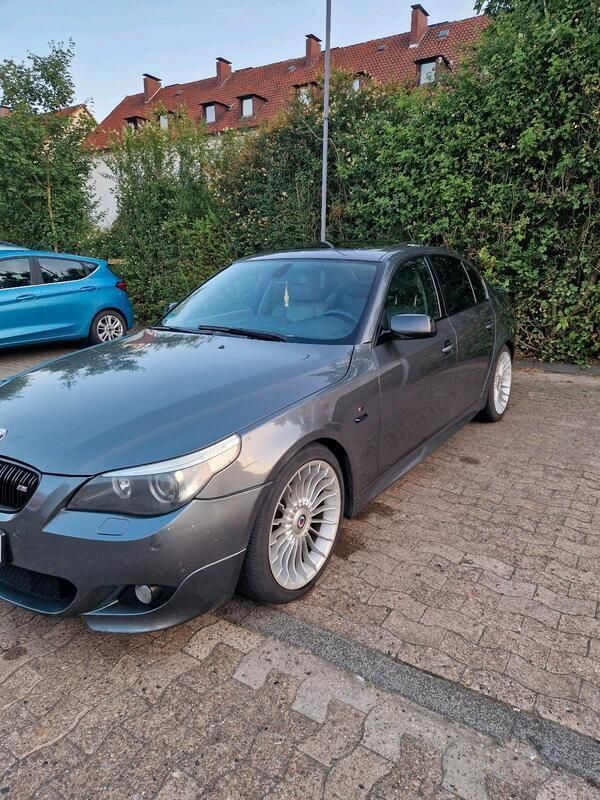 Silber Gebraucht 2005 BMW 530 M Sport Limousine | 5.500 € (Superpreis) - Bild 1/4
