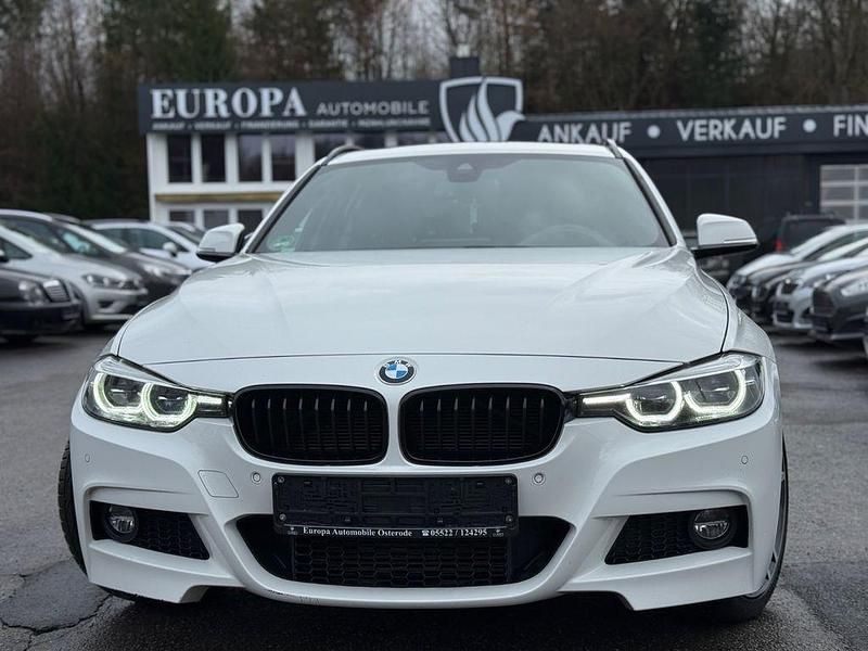 Gebraucht BMW 330 Shadowline 258 PS (189 kW) 2019 Weiß Kombi