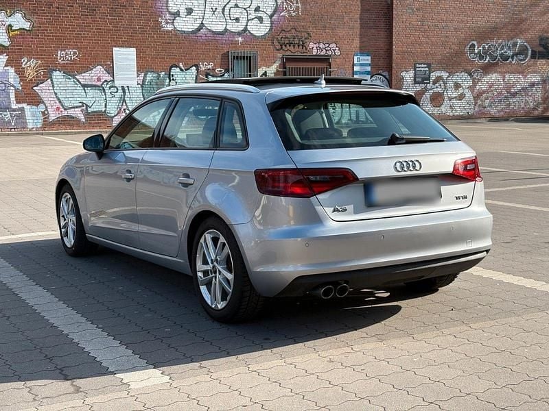 Gebraucht Audi A3 Ambition 125 PS (91 kW) 2015 Silber Kombi