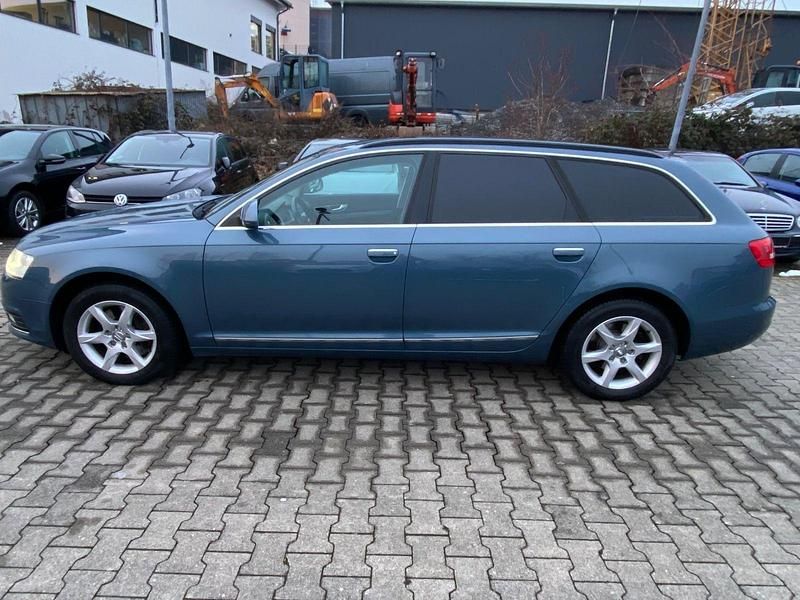 Gebraucht Audi A6 Business 170 PS (125 kW) 2011 Blau Kombi