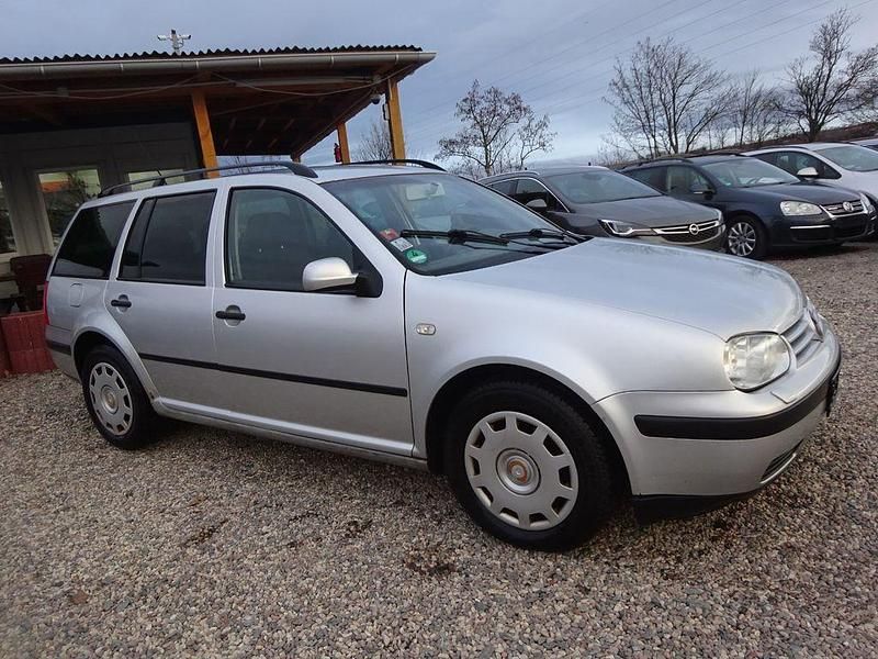 Gebraucht VW Golf IV 101 PS (74 kW) 2002 Silber Kombi