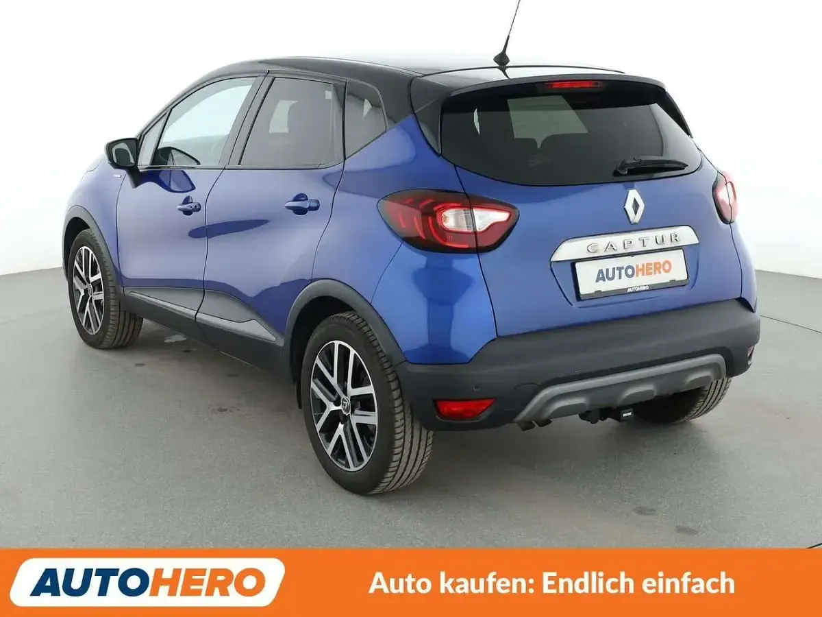 Gebraucht Renault Captur Version S 150 PS (110 kW) 2018 Blau SUV