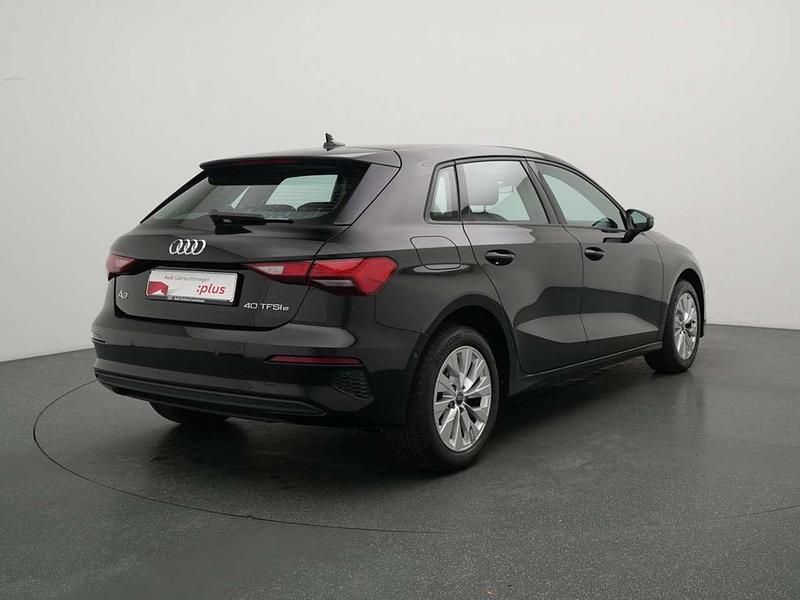 Używany Audi A3 Performance 204 KM (150 kW) 2022 Czarny Sedan/Limuzyna