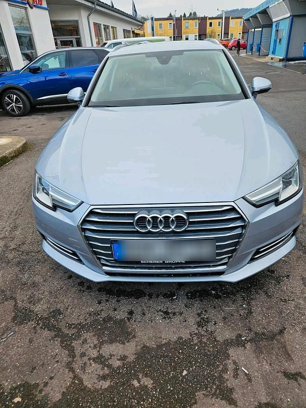 Gebraucht Audi A4 190 PS (139 kW) 2016 Grau Kombi