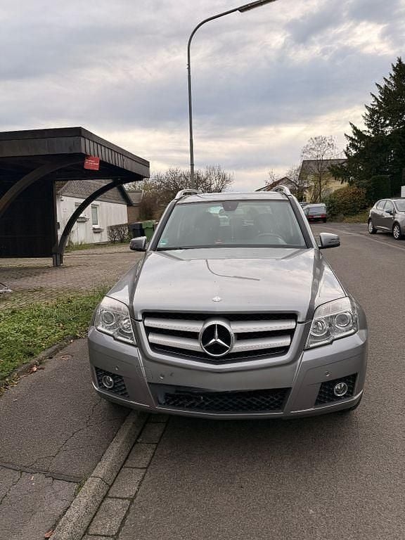 Silber Gebraucht 2012 Mercedes GLK220 SUV | 11.900 € (Guter Preis) - Bild 1/4