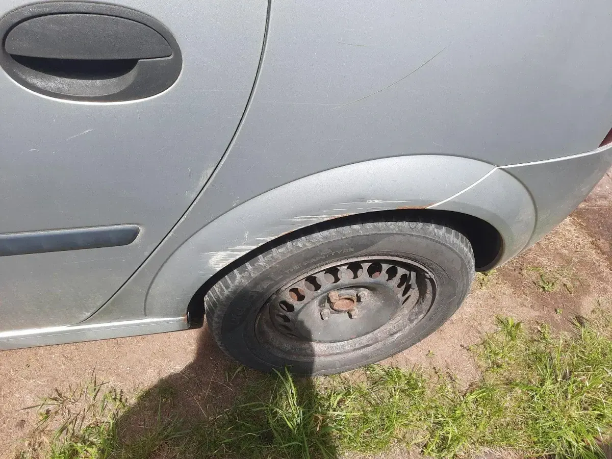 Gebraucht Opel Meriva 101 PS (74 kW) 2004 Silber Van / Kleinbus