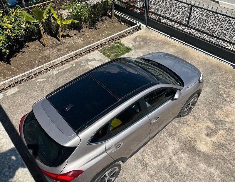 Gebraucht Hyundai Tucson Passion 177 PS (130 kW) 2017 Beige SUV