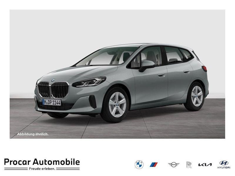 Grau Gebraucht 2024 BMW 218 Van / Kleinbus | 30.900 € (Fairer Preis) - Bild 1/2