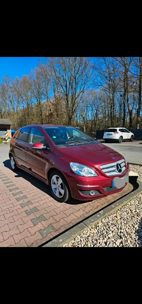 Gebraucht Mercedes B170 116 PS (85 kW) 2009 Rot Van / Kleinbus