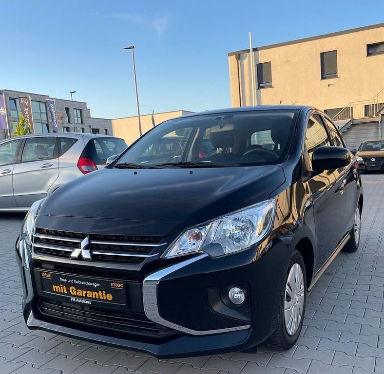 Schwarz Gebraucht 2024 Mitsubishi Space Star Select Limousine | 10.350 € (Superpreis) - Bild 1/4