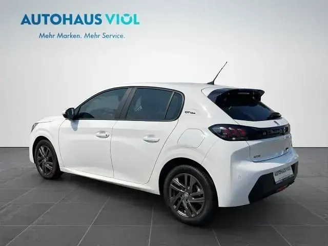 Gebraucht Peugeot 208 GT 101 PS (74 kW) 2021 Weiß Kleinwagen
