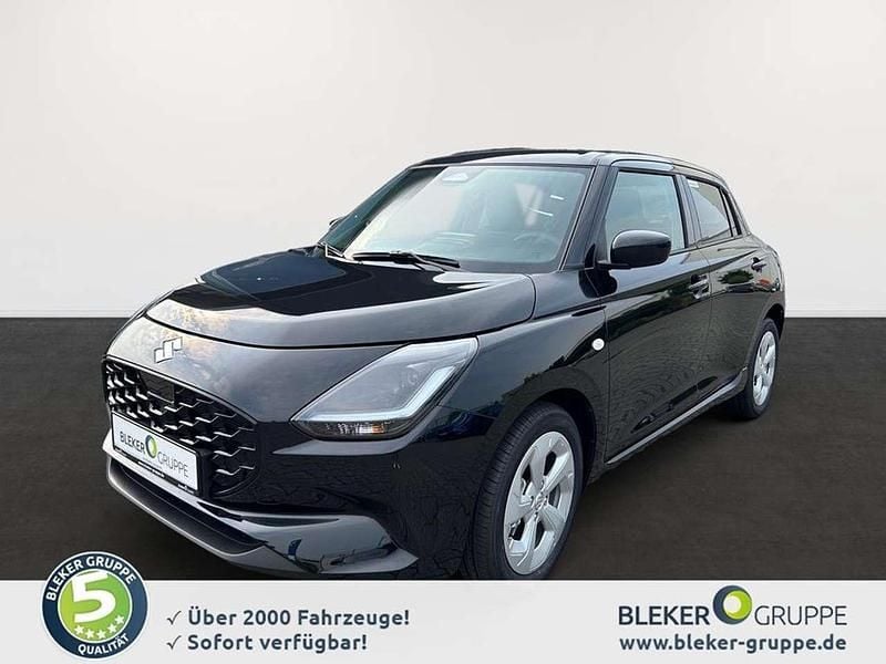 Super black pearl me Gebraucht 2024 Suzuki Swift Comfort Kleinwagen | 17.490 € (Fairer Preis) - Bild 1/4