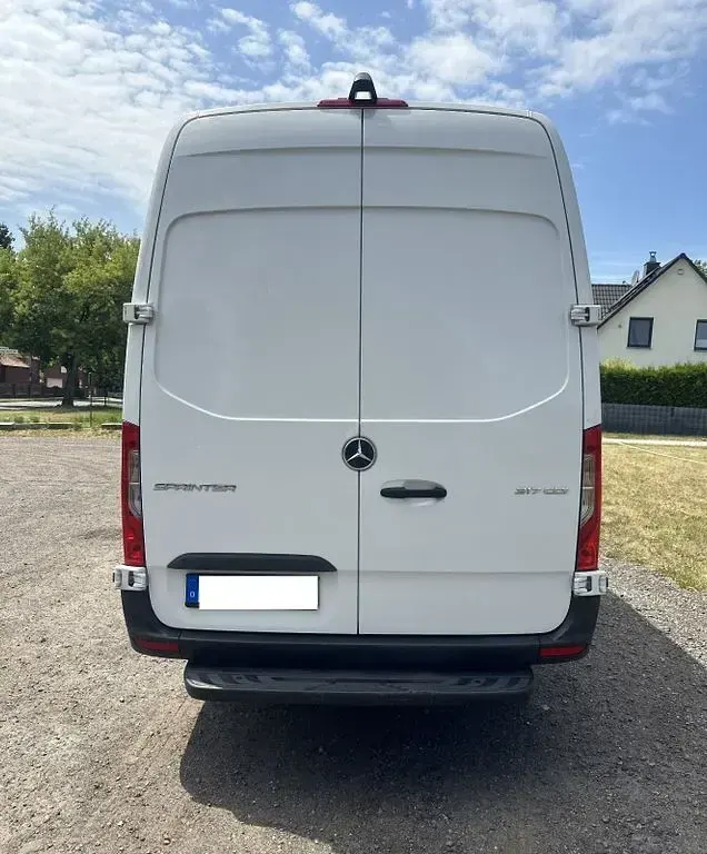 Gebraucht Mercedes Sprinter 170 PS (125 kW) 2023 Weiß Van