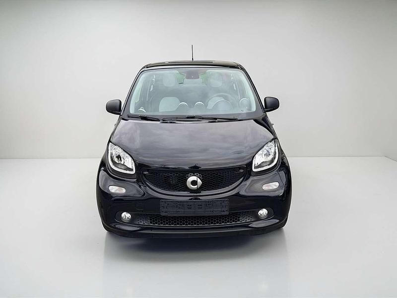 Gebraucht Smart ForFour Basis 71 PS (52 kW) 2019 Schwarz Kleinwagen