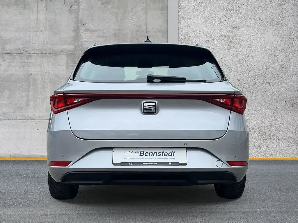 Gebraucht Seat Leon Style 150 PS (110 kW) 2024 Silber Kombi