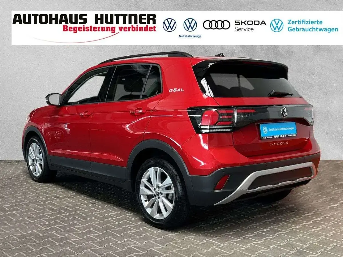 Gebraucht VW T-Cross Goal 116 PS (85 kW) 2025 Kings red (metallic) SUV